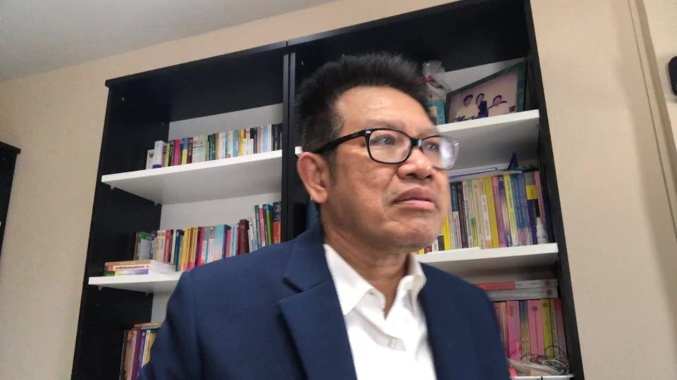 #สนทนาปัญหาบ้านเมือง
  ศึกษาปัญหาข้อกฎหมาย 02-94-85700-
 หรือ 081-821-7470