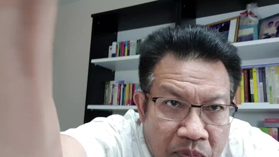*ทนายคลายทุกข์.* *วิเคราะห์ข่าวเด่นคดีดังและการเมือง ณ ประเทศอังกฤษ 2/10/2565* . - การบ้านการเมื่อง พรรคเพื่อไทย - จับให้หมดตร.สีเท่า ถ้าทำจริง... 1 *ทนายคลายทุกข์.*
*วิเคราะห์ข่าวเด่นคดีดังและการเมือง ณ ประเทศอังกฤษ 2/10/2565*
.
– การบ้านการเมื่อง พรรคเพื่อไทย
– จับให้หมดตร.สีเท่า ถ้าทำจริง…