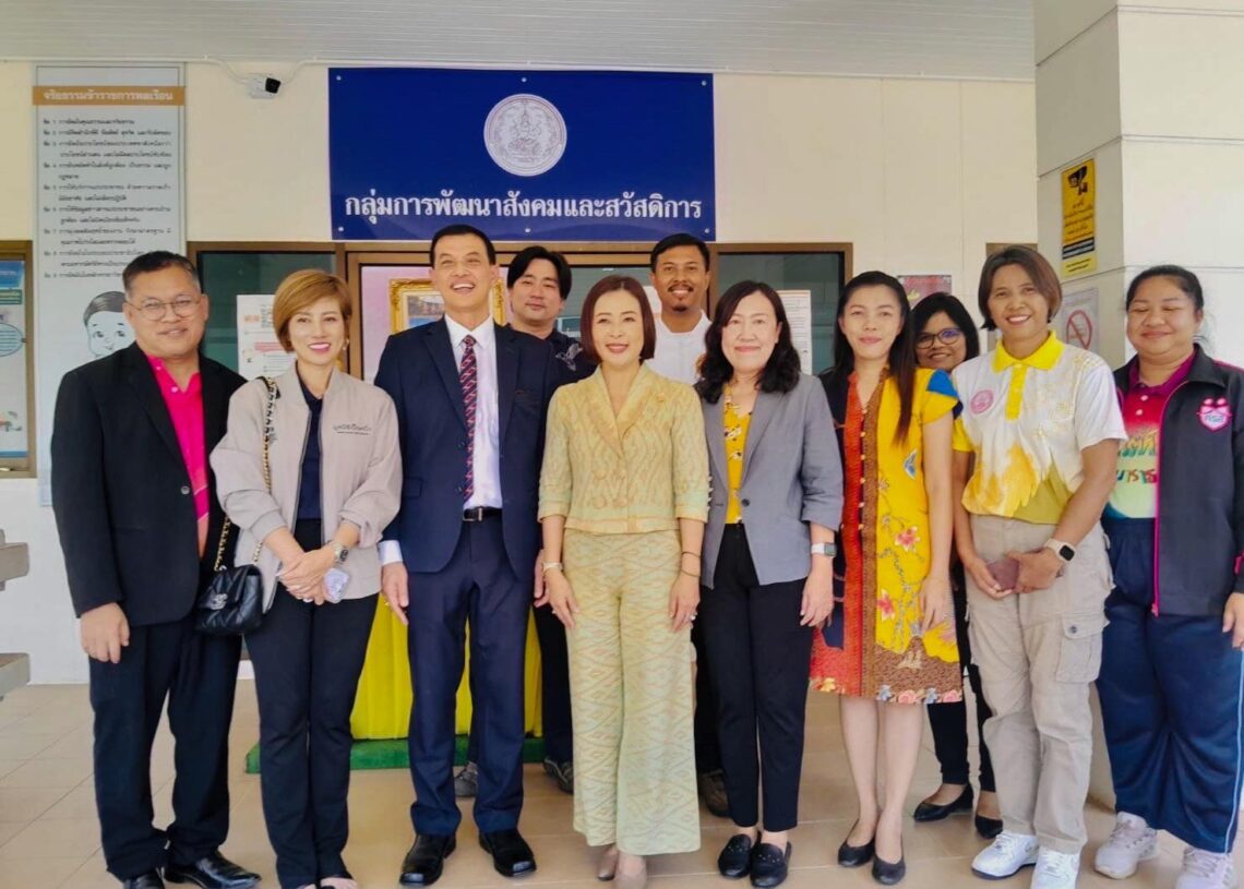 #ต้นอ้อเป็นหนึ่ง #พมจ_สุราษฎร์ธานี #ลัทธิเชื่อมจิต
ขอบคุณเจ้าหน้าที่ พมจ. สุราษฎร์ธานี 
 ที่￼ ปฏิบัติหน้าที่กันอย่างเต็มที่ค่ะ
 #ต้นอ้อเป็นหนึ่ง #พมจ_…